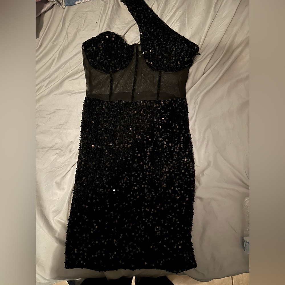 Black sequins dress